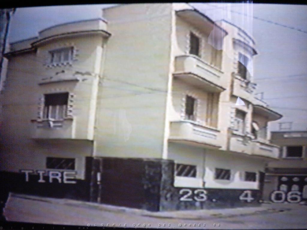 VOYAGE DU 22 29 04 2006 790 croisement rue Juba et rue V.Hauy.jpg